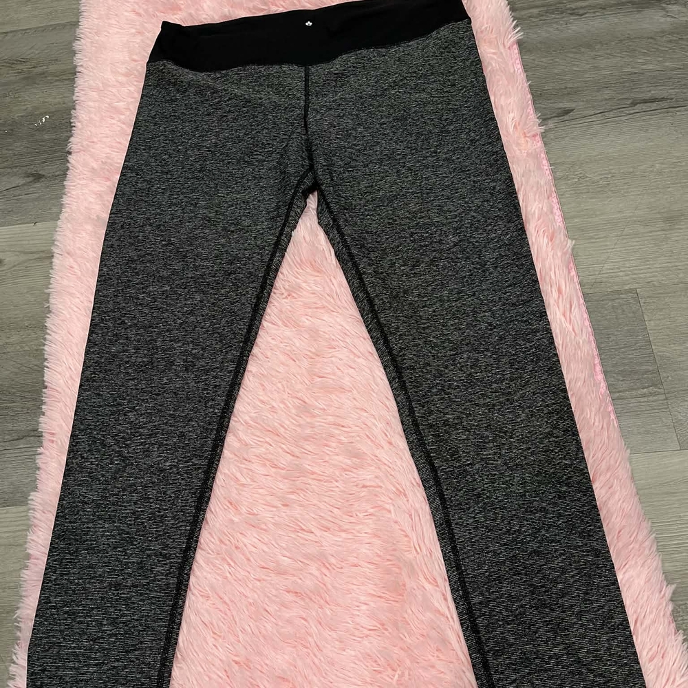 Tuff Athletics Charcoal Women's Leggings Excellent Condition